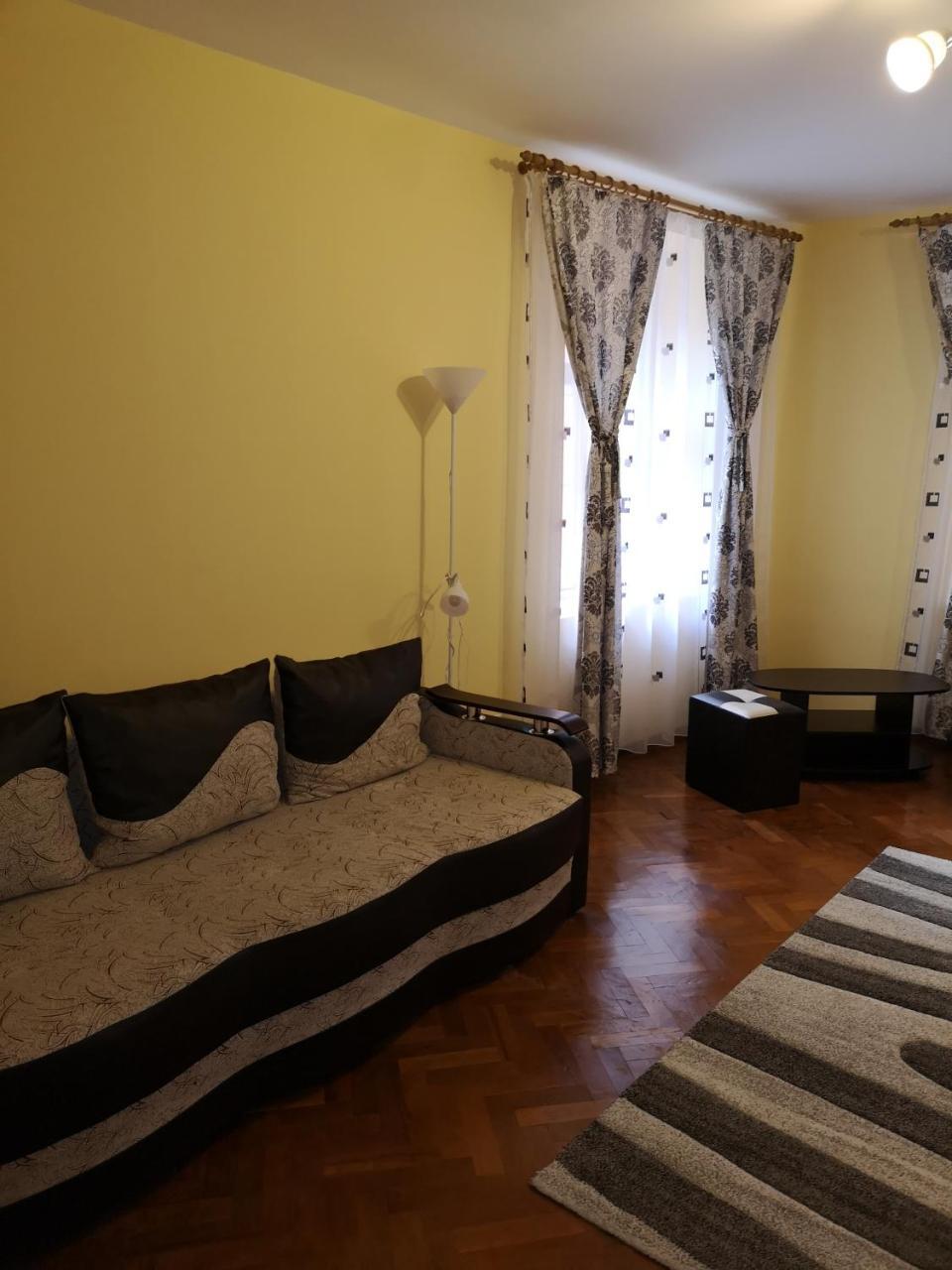 Casa Bella Chis Apartment ซีบิว ภายนอก รูปภาพ